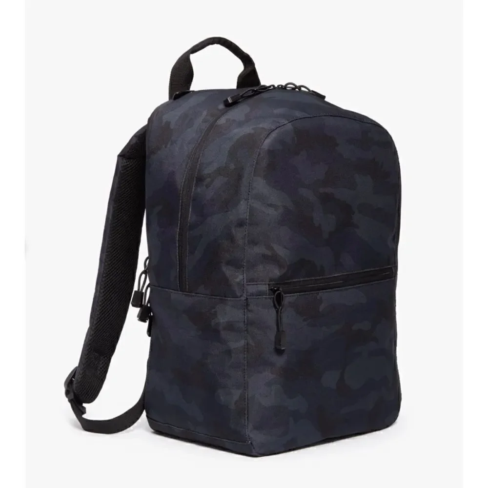 Lo & Sons Hanover 2 Unisexe Navy Camo Backpack / NÉW